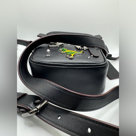 Coach Dylan 10 with pins, stud and hang tag - Picture 6 of 6